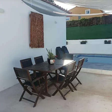 Casa Independiente Con Piscina Holiday home Partida de La Canada