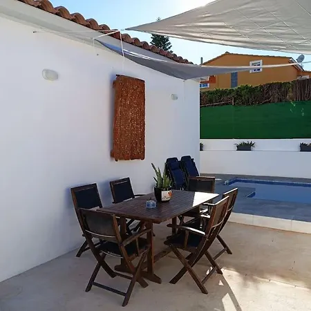 Casa Independiente Con Piscina