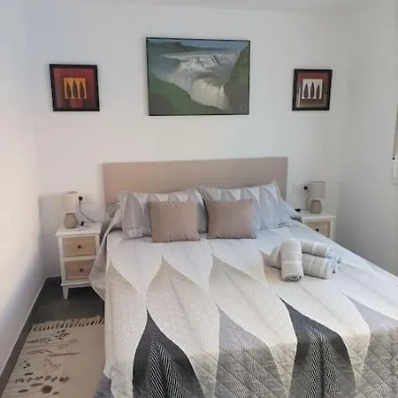 Casa Independiente Con Piscina Partida de La Canada
